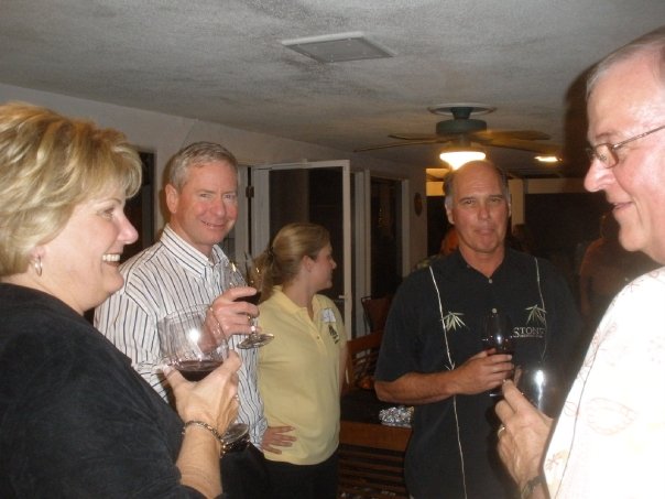 6175 1201389563247 1483817823 551880 4392982 n